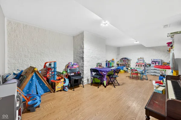 $314,900 | 2823 Whitney Way, Seymour, IN 47274