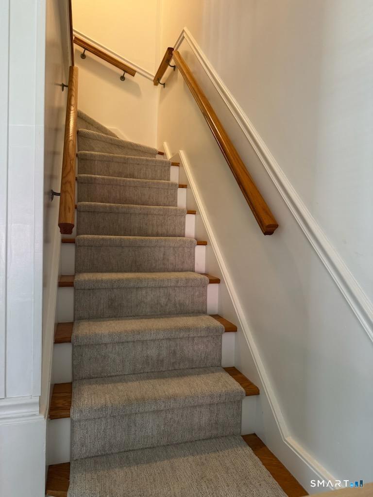 185 Centerbrook Road Hamden, CT 06518 - Photo 6 of 13