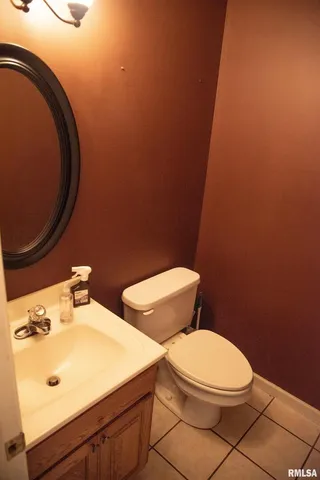 $289,000 | 1602 Carmie Lane, Marion, IL 62959