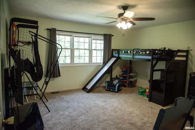 $289,000 | 1602 Carmie Lane, Marion, IL 62959