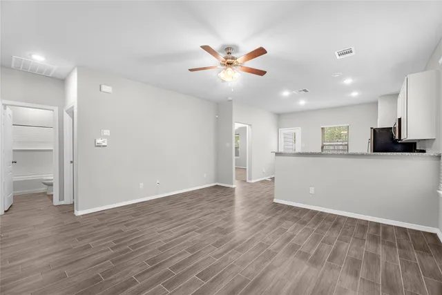 $1,775 | 24750 Russet Bluff Trail, Houston, TX 77336