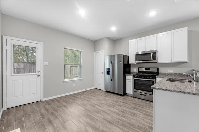 $1,775 | 24750 Russet Bluff Trail, Houston, TX 77336