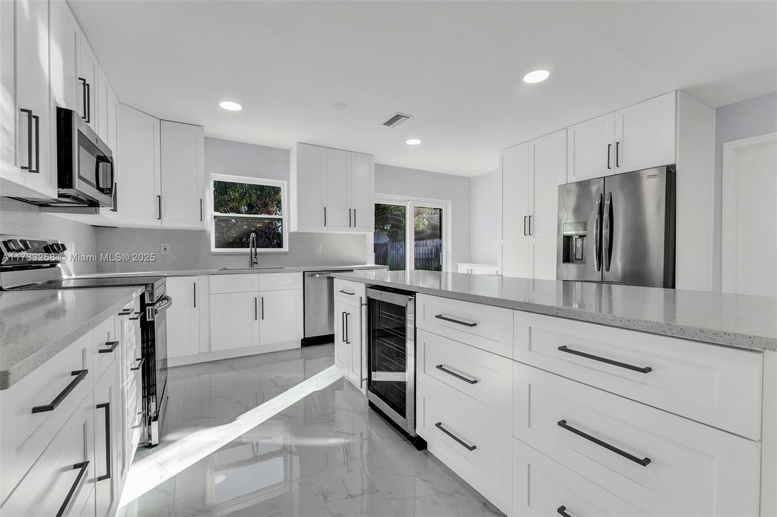 508 Northwest 53rd Street Boca Raton, FL 33487 - Photo 8 of 32