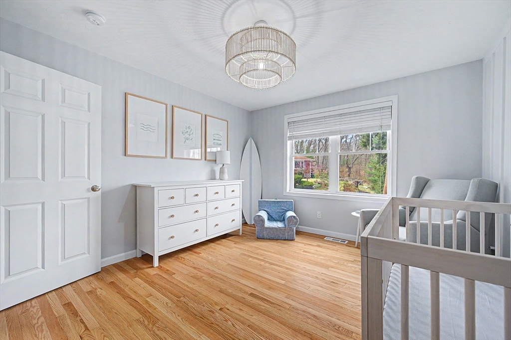 7 Cadman Street Worcester, MA 01604 - Photo 23 of 42