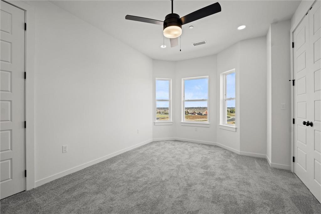 442 Southwest Brummel Road Lee's Summit, MO 64081 - Photo 13 of 38