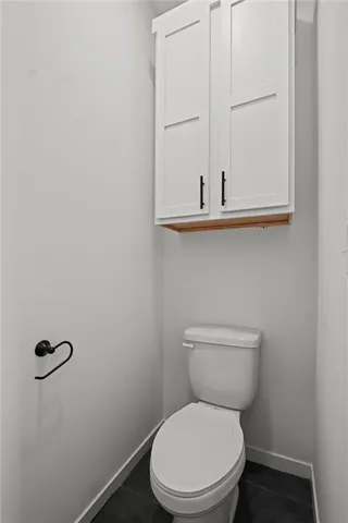 $450,000 | 442 Southwest Brummel Road, Lee's Summit, MO 64081