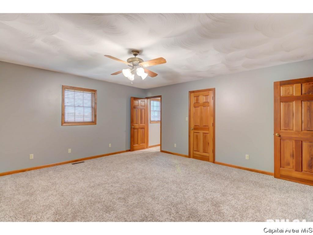 8188 Cardinal Hill Road Rochester, IL 62563 - Photo 18 of 26