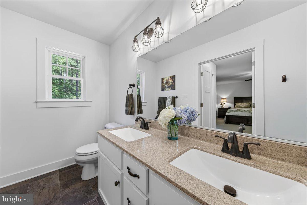 844 Manchester Road Bumpass, VA 23024 - Photo 35 of 65 Double vanity