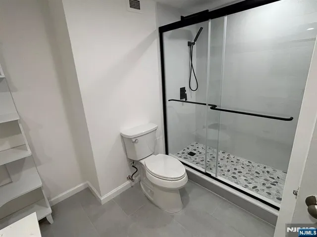 $2,800 | 1055 River Road, Unit 503, Edgewater, NJ 07020