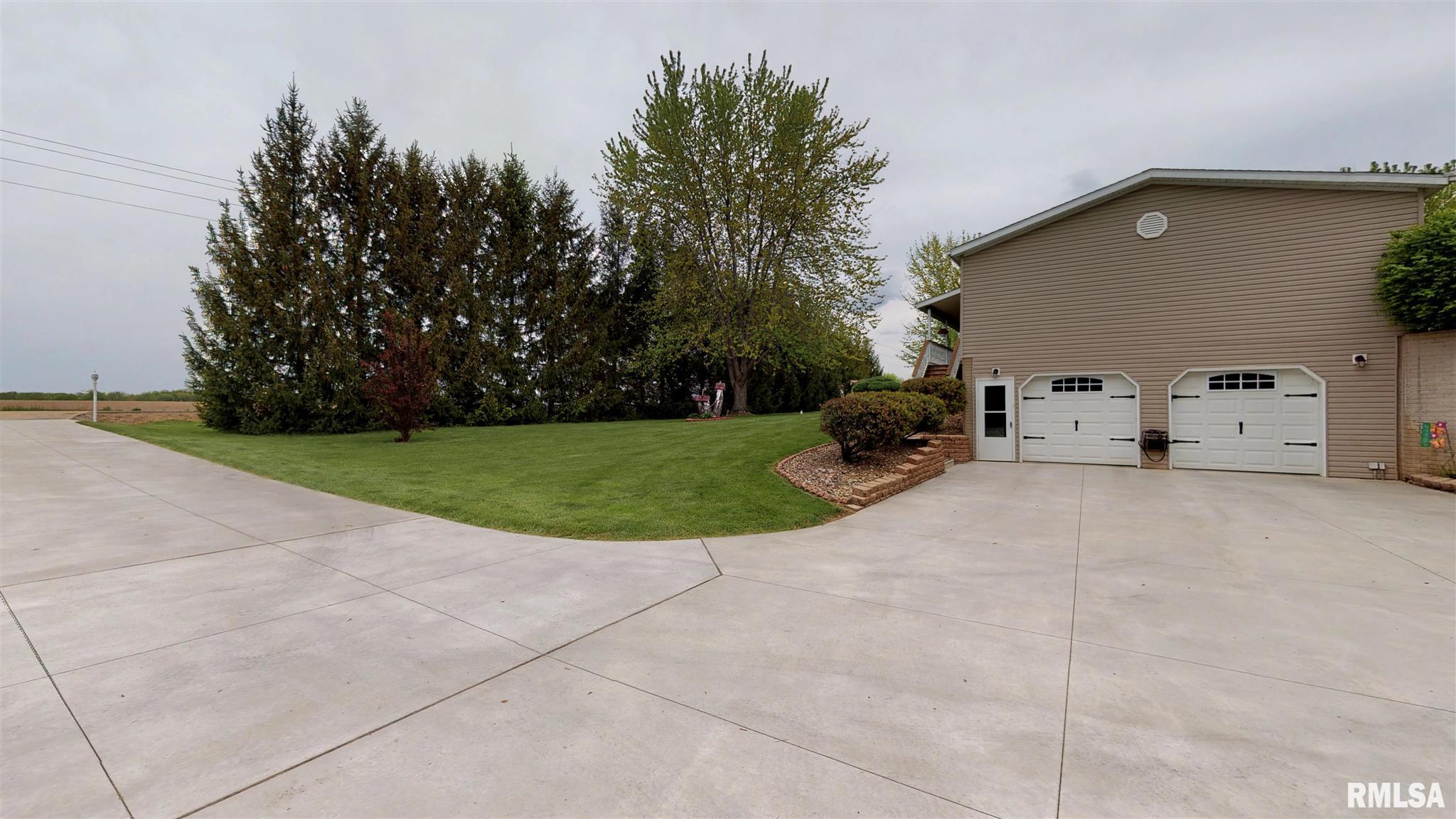 17590 Dee-Mac Road Mackinaw, IL 61755 - Photo 29 of 31