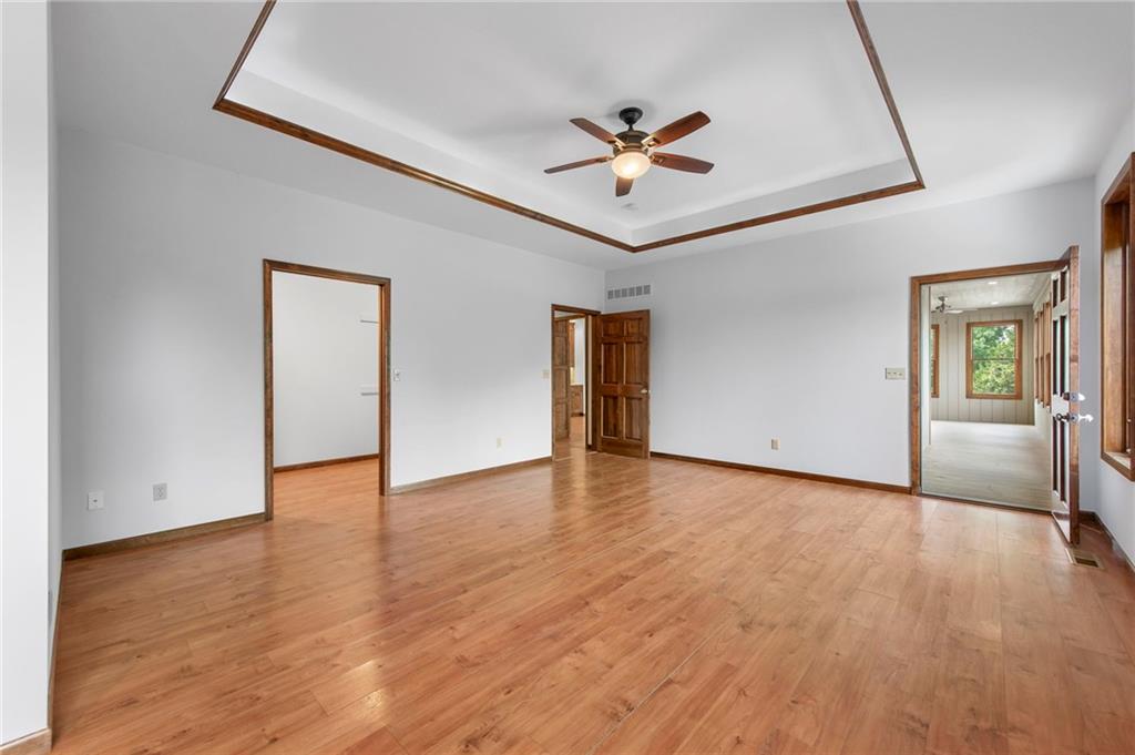 16678 Evans Road Basehor, KS 66007 - Photo 18 of 77