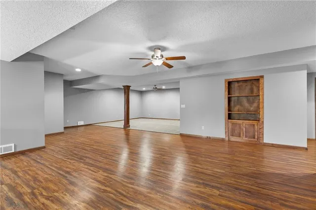 $1,400,000 | 16678 Evans Road, Basehor, KS 66007