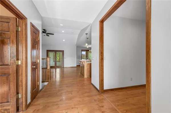 $1,250,000 | 16678 Evans Road, Basehor, KS 66007