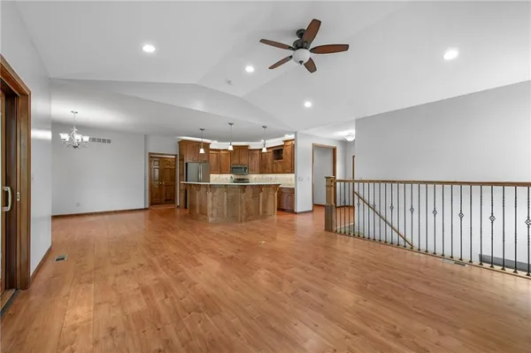 $1,250,000 | 16678 Evans Road, Basehor, KS 66007