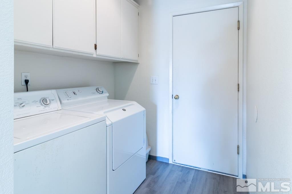 7540 Devonshire Lane Reno, NV 89511 - Photo 19 of 25 a utility room with dryer and washer