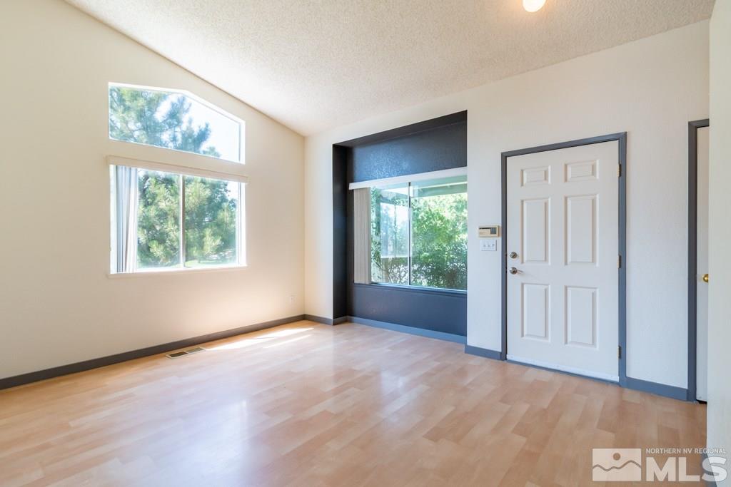 7540 Devonshire Lane Reno, NV 89511 - Photo 3 of 25