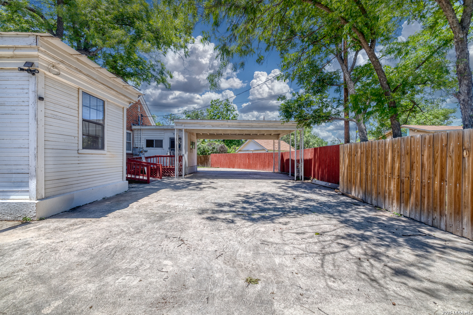 440 South Getty Street Uvalde, TX 78801 - Photo 36 of 39