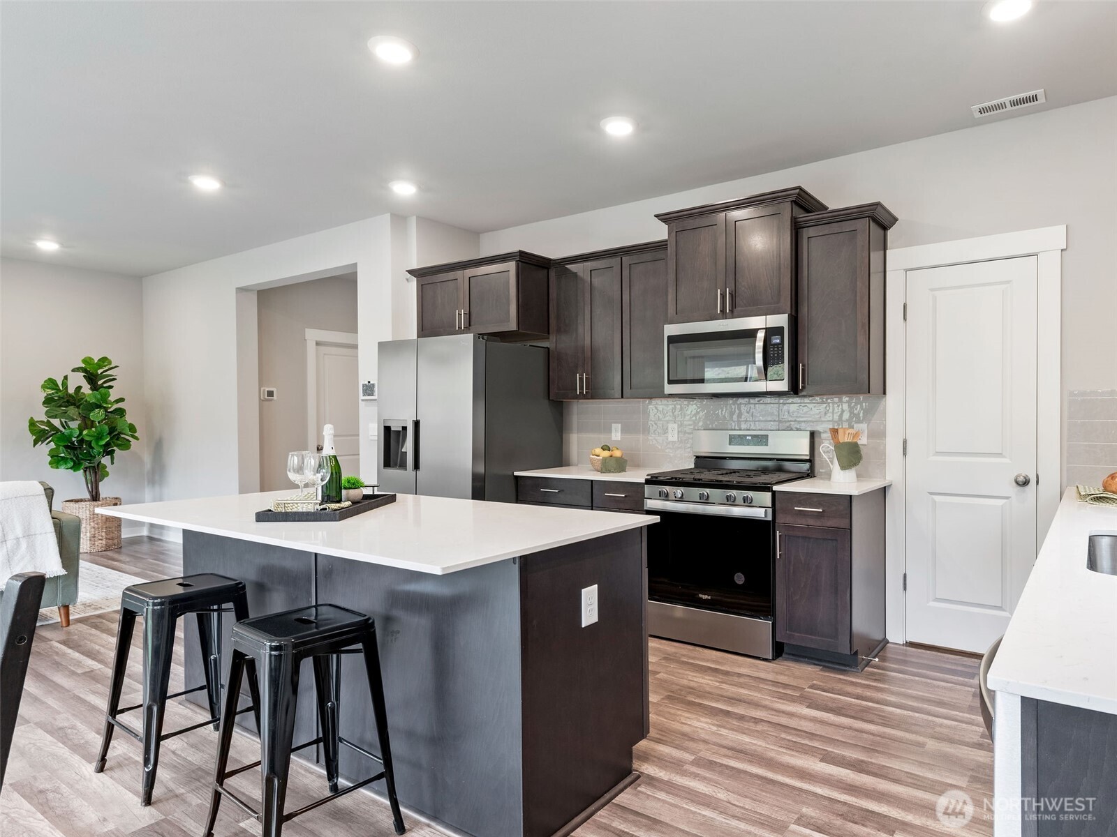 6022 Waverly Road Southwest Port Orchard, WA 98367 - Photo 15 of 27 Gallery Image 15