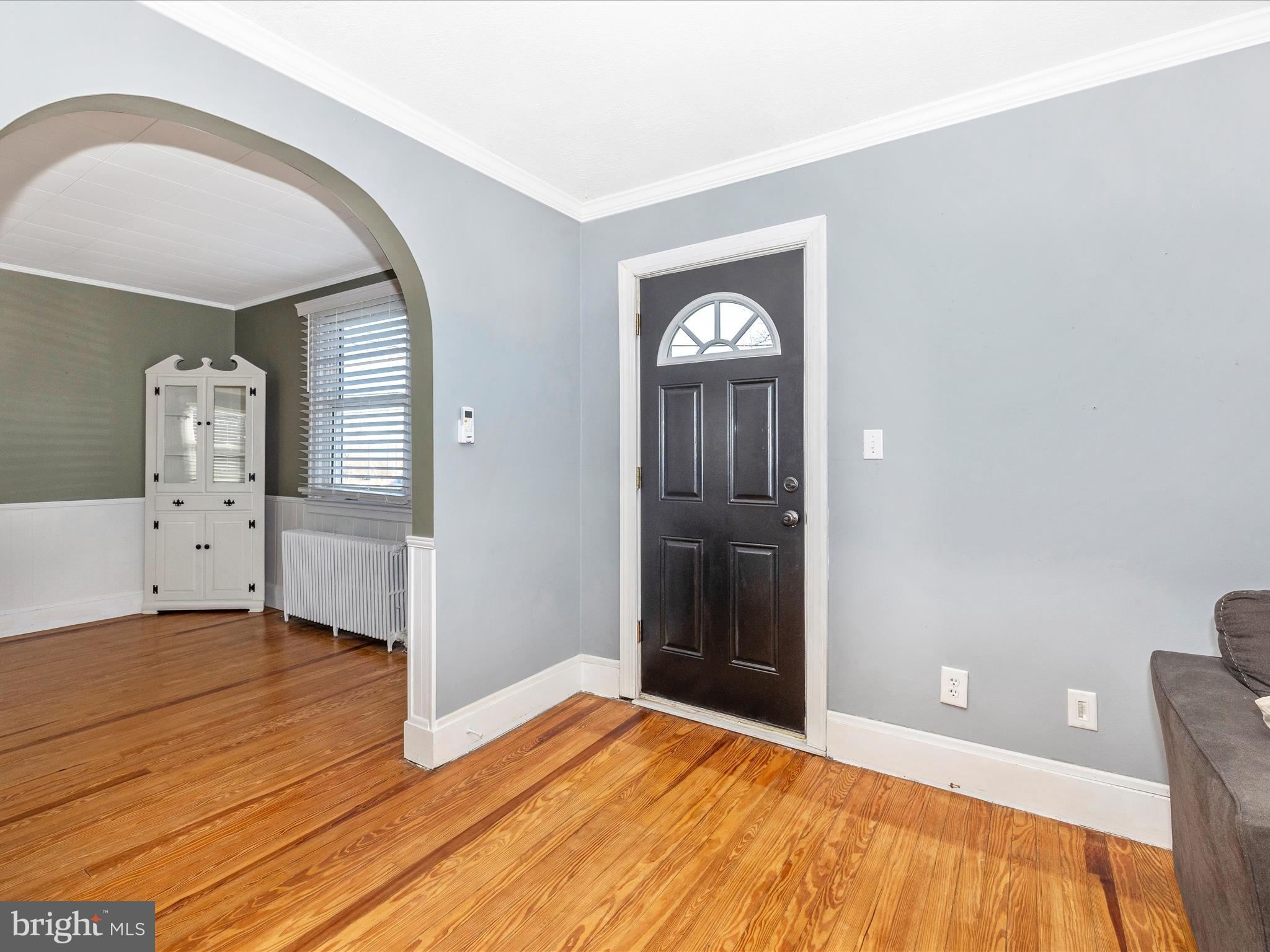 1646 Washington Road Westminster, MD 21157 - Photo 3 of 54 Entry