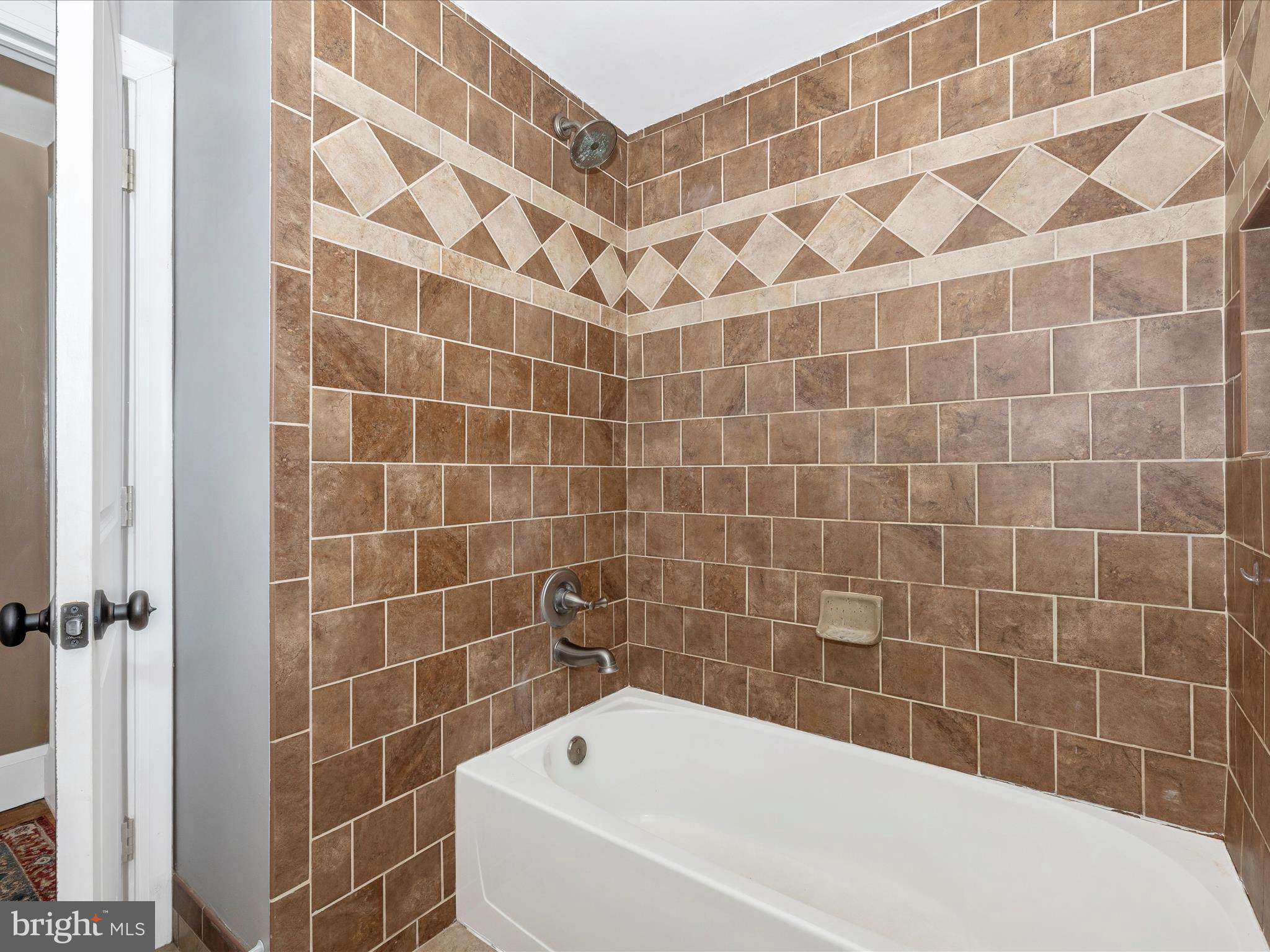 1646 Washington Road Westminster, MD 21157 - Photo 31 of 54 Bathroom