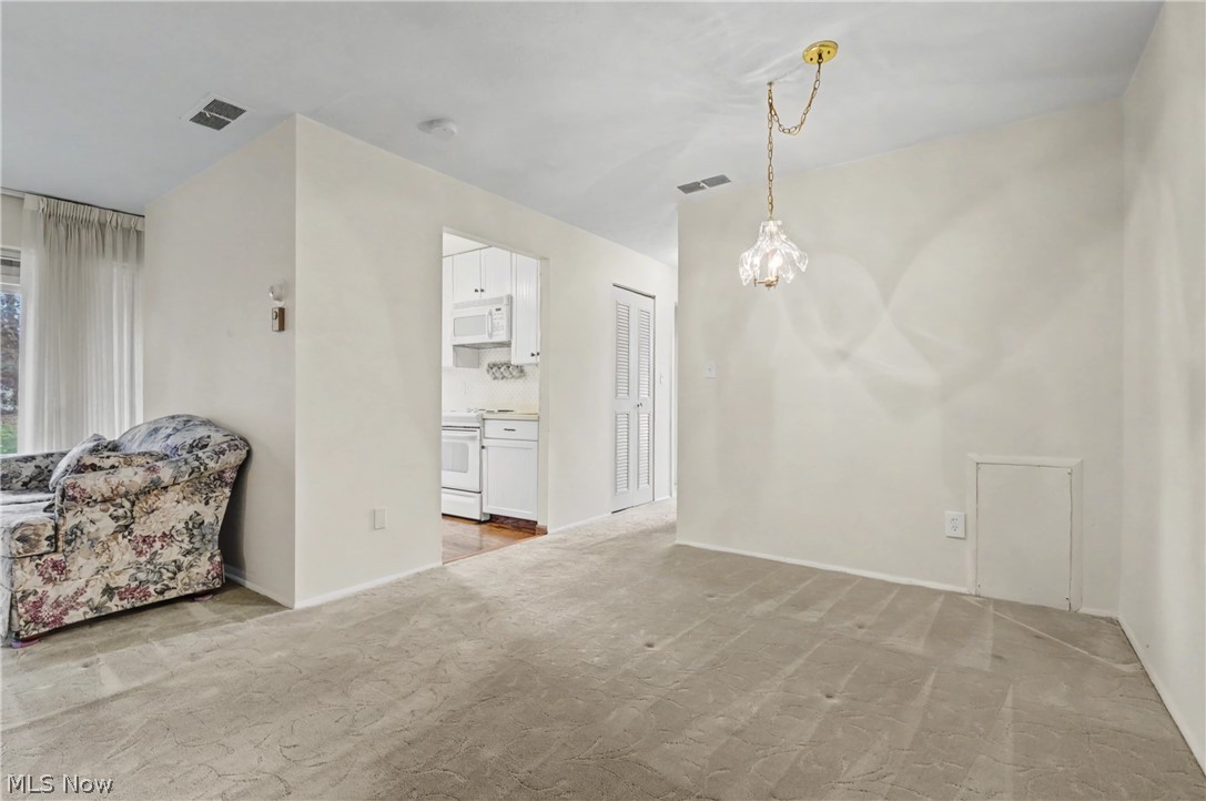 3066 Kent Road, Unit 112 Stow, OH 44224 - Photo 12 of 40 Gallery Image 12