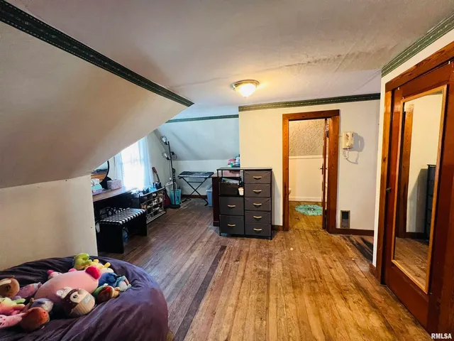 $154,900 | 734 South McKinley Street, Harrisburg, IL 62946