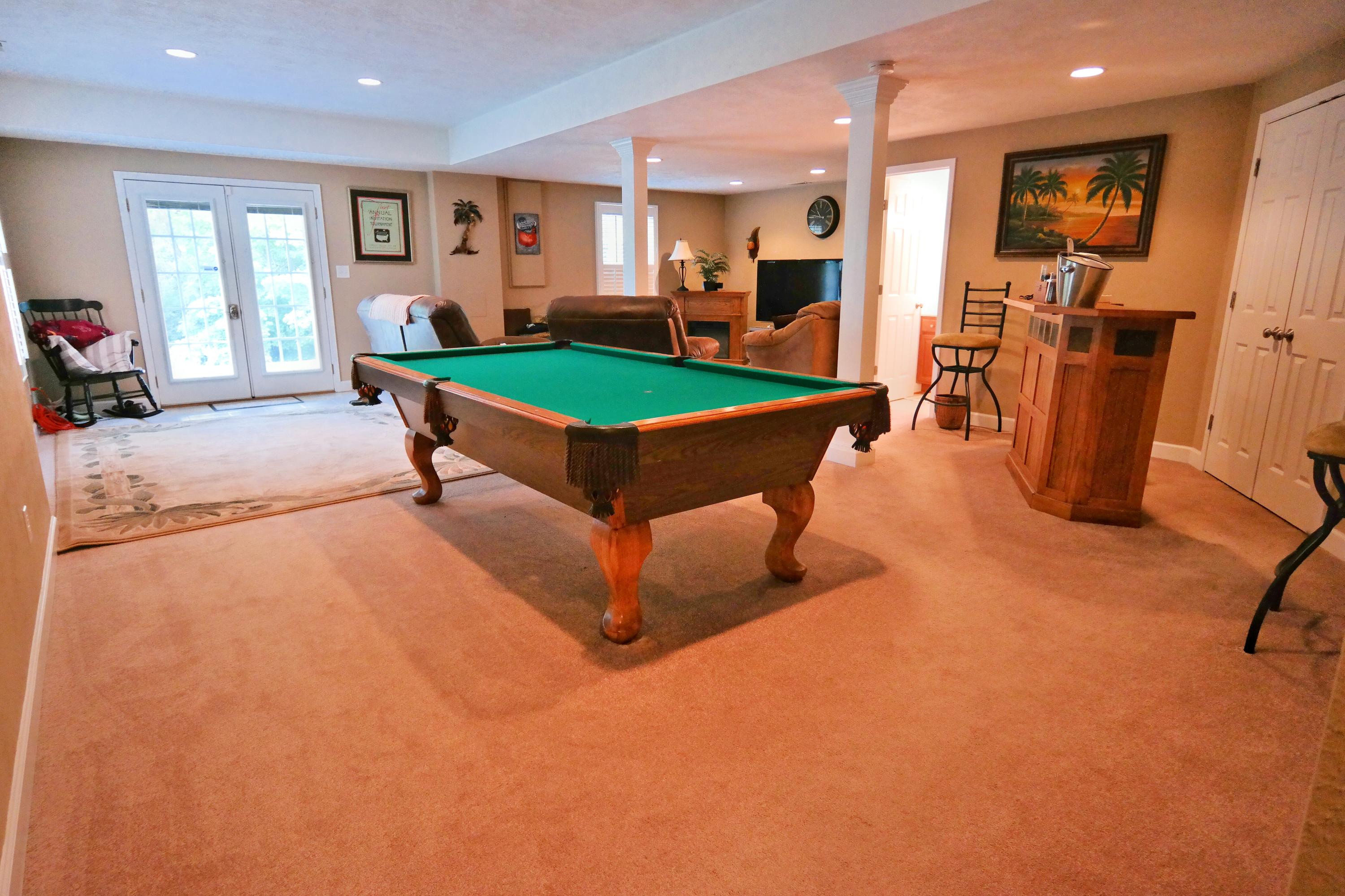 2832 Green Ridge Road Northwest Roanoke, VA 24019 - Photo 14 of 25 Finshed Walkout Basement