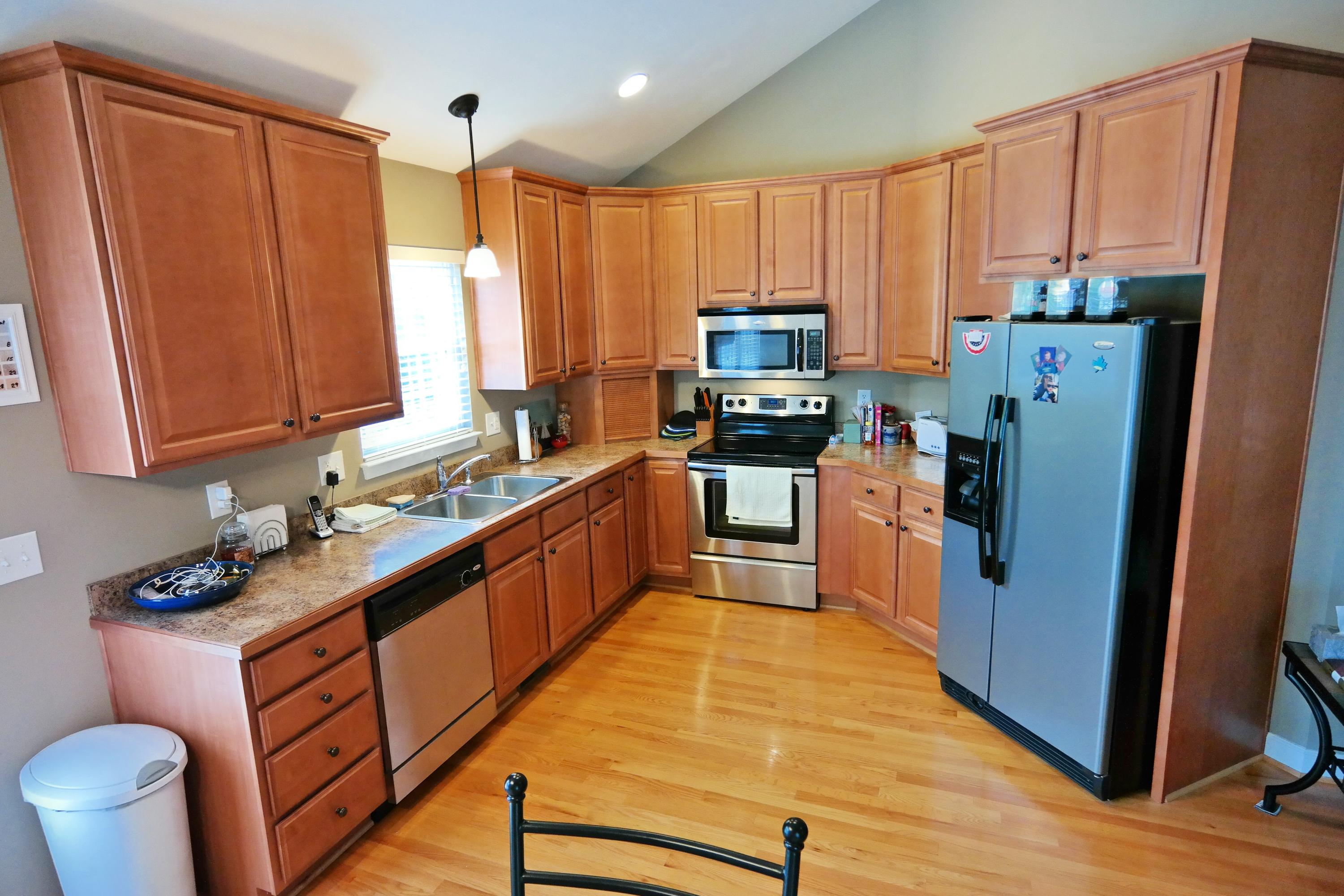 2832 Green Ridge Road Northwest Roanoke, VA 24019 - Photo 4 of 25 Kitchen