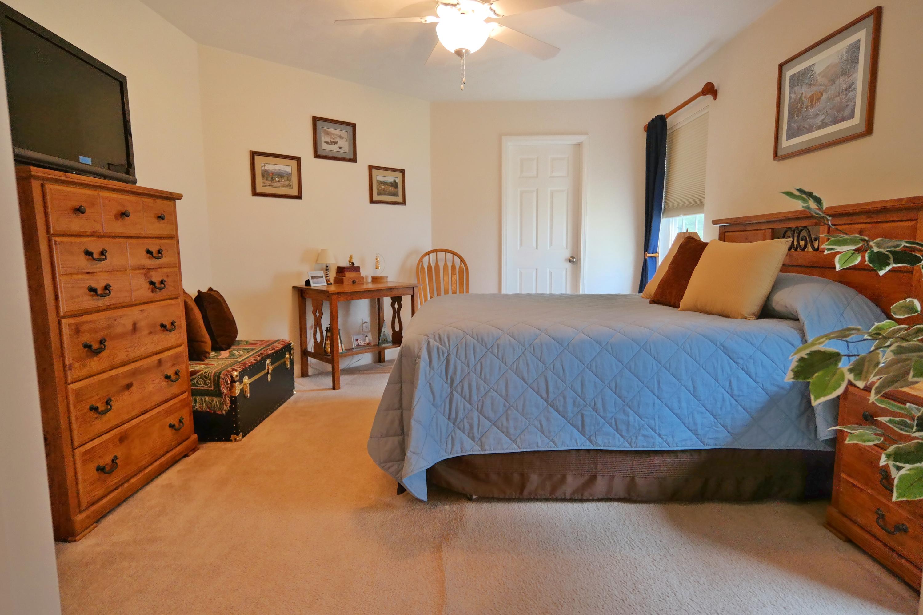 2832 Green Ridge Road Northwest Roanoke, VA 24019 - Photo 7 of 25 Master Bedroom