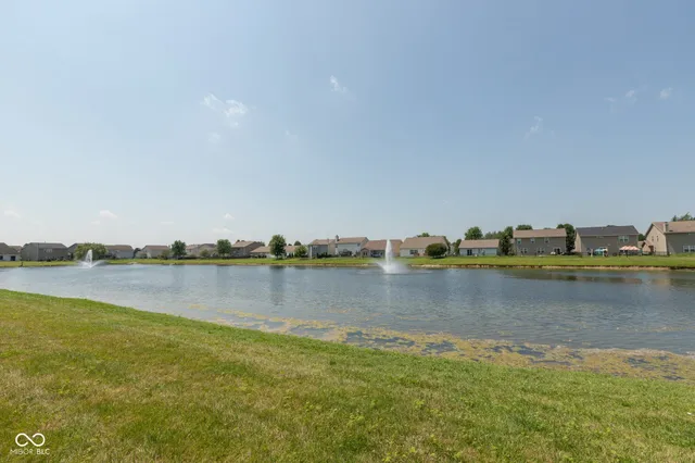 $329,000 | 2268 Hampton Drive, Franklin, IN 46131