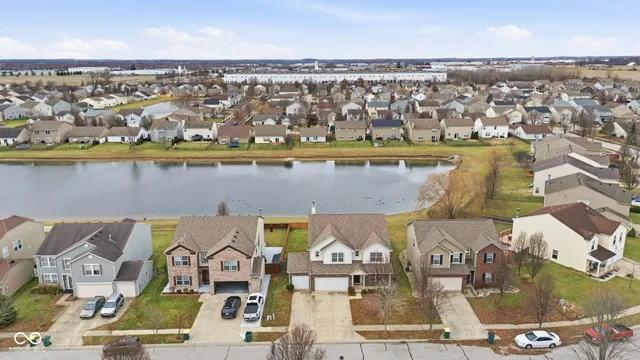 $329,000 | 2268 Hampton Drive, Franklin, IN 46131