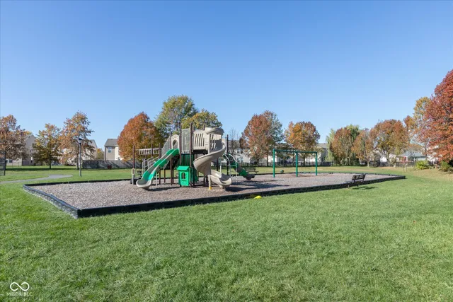 $329,000 | 2268 Hampton Drive, Franklin, IN 46131