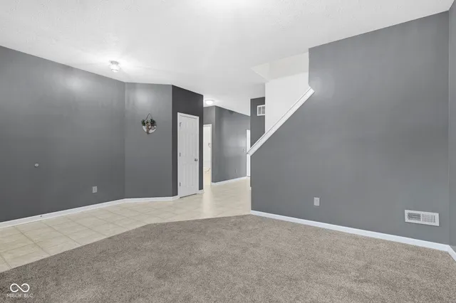 $329,000 | 2268 Hampton Drive, Franklin, IN 46131