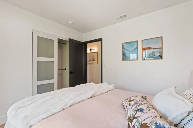 $1,098,000 | 24732 Alanwood Street, Lake Forest, CA 92630