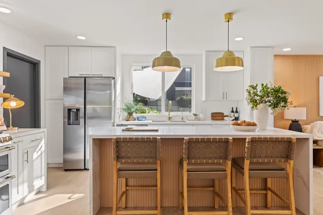 $1,098,000 | 24732 Alanwood Street, Lake Forest, CA 92630