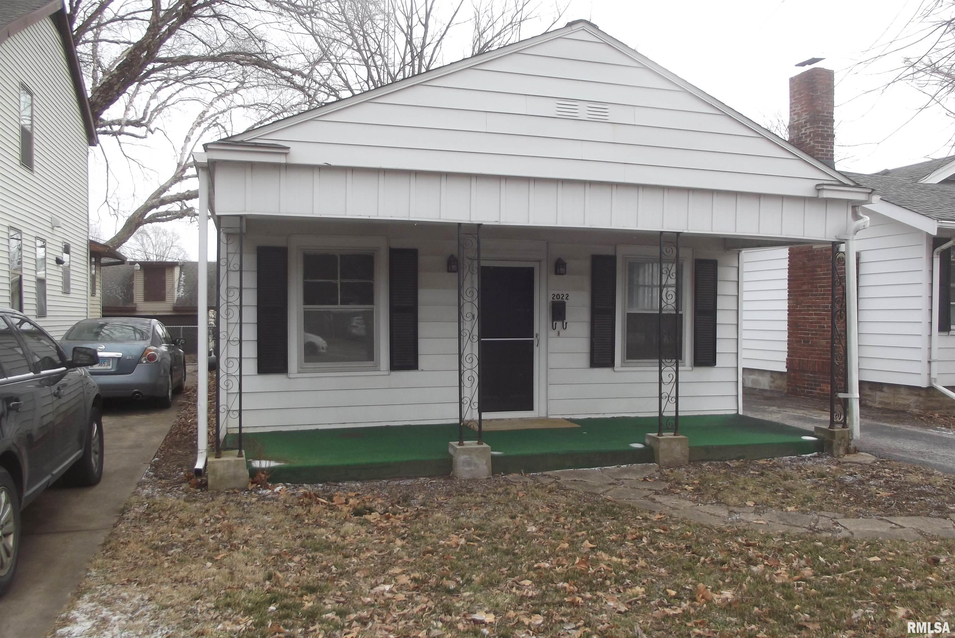 2022 Dial Court Springfield, IL 62704 - Photo 1 of 15 Gallery Image 1