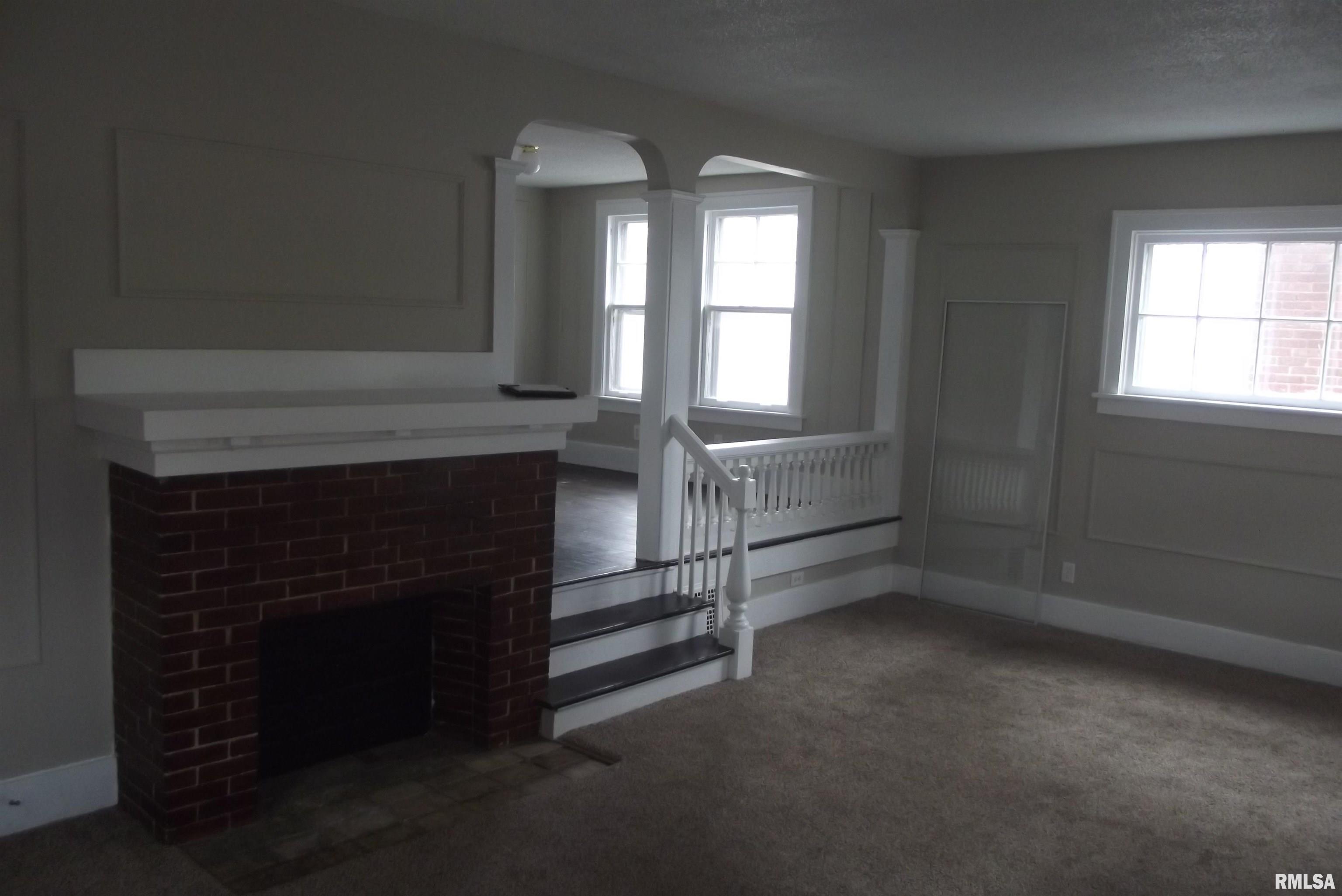 2022 Dial Court Springfield, IL 62704 - Photo 6 of 15 Gallery Image 6