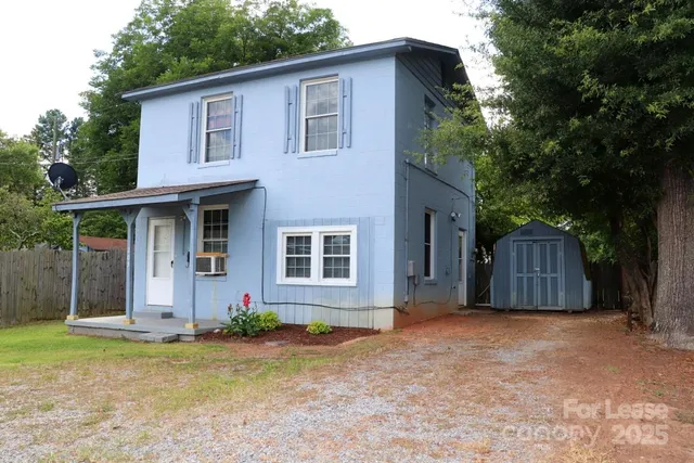 $850 | 203 North New Hope Road, Gastonia, NC 28054