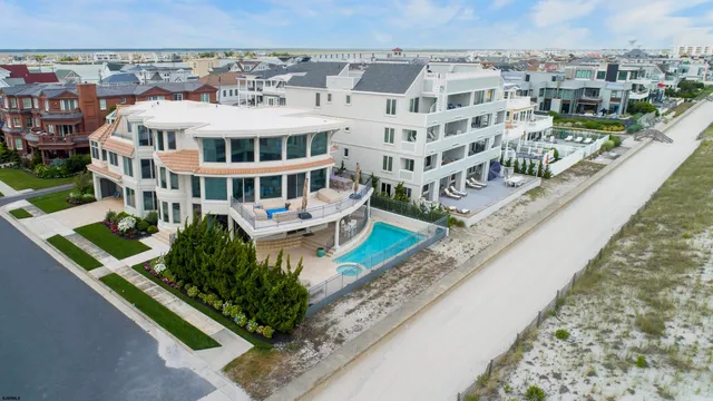 $300,000 | 121 South 17th Avenue, Longport, NJ 08403