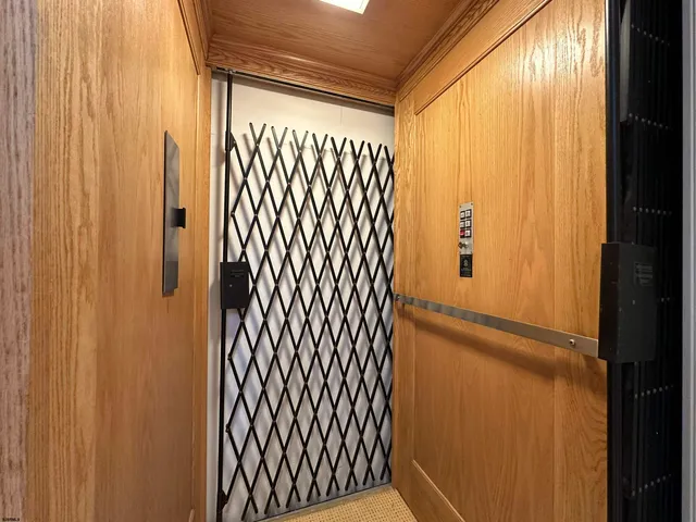 $300,000 | 121 South 17th Avenue, Longport, NJ 08403