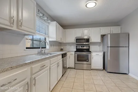 $160,000 | 130 East Pamela Drive, Lafayette, LA 70506