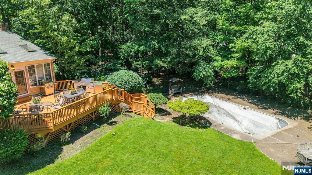10 Moonshadow Court Butler, NJ 07405 - Photo 45 of 47
