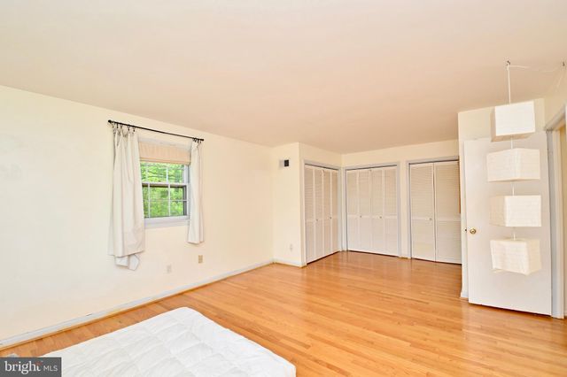 $750,000 | 3620 Orlando Place, Alexandria, VA 22305