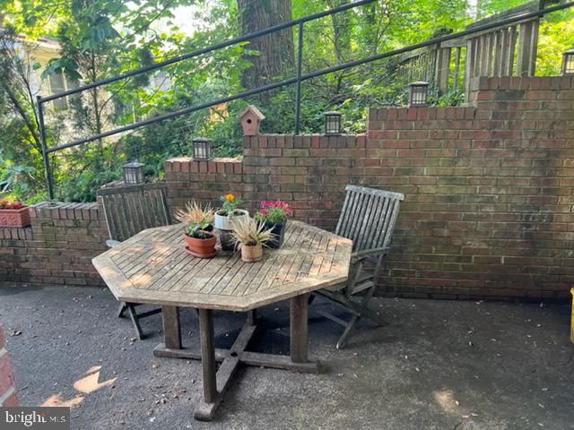 $750,000 | 3620 Orlando Place, Alexandria, VA 22305