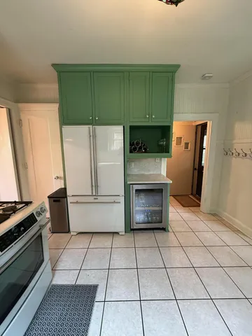 $405,000 | 2010 Main Street, La Crosse, WI 54601