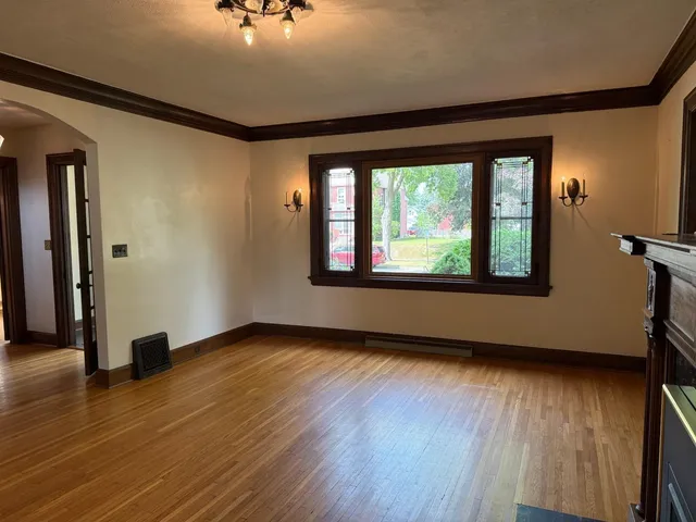 $405,000 | 2010 Main Street, La Crosse, WI 54601