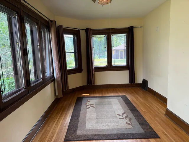 $405,000 | 2010 Main Street, La Crosse, WI 54601