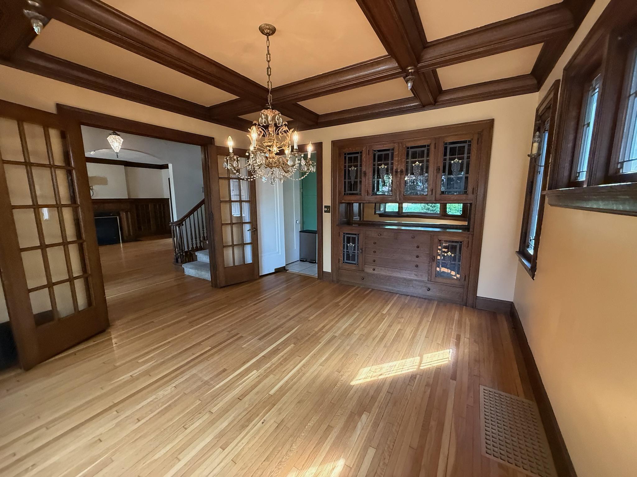2010 Main Street La Crosse, WI 54601 - Photo 24 of 50 dining room