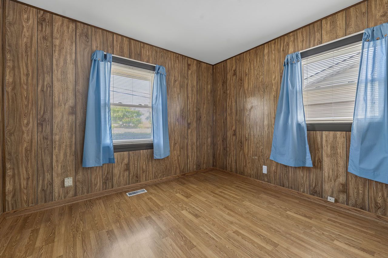 315 East Schaumburg Road Streamwood, IL 60107 - Photo 11 of 23 Gallery Image 11