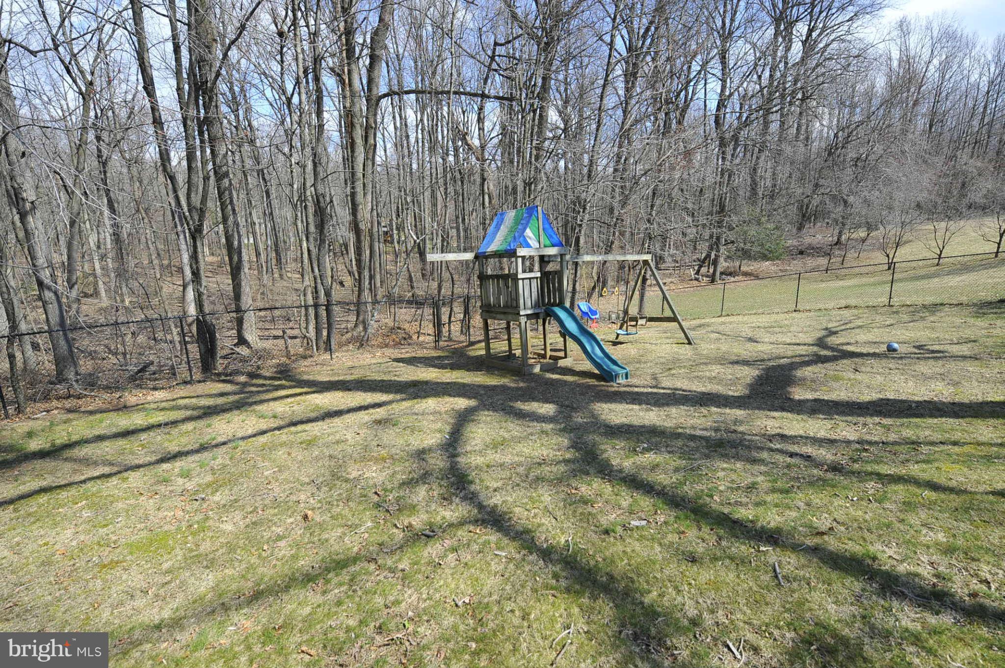 1256 Windmill Lane Silver Spring, MD 20905 - Photo 14 of 16 Exterior (Rear)